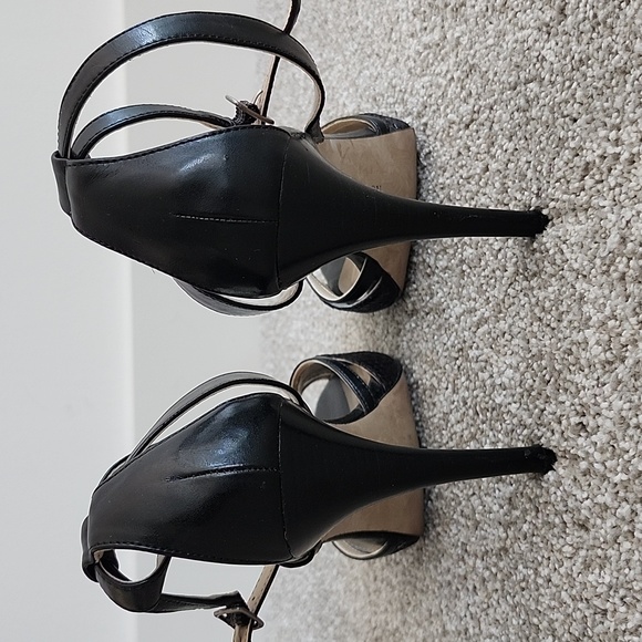 VGUC Ellen Tracy Strappy Heeled Sandals, Black - Picture 4 of 5